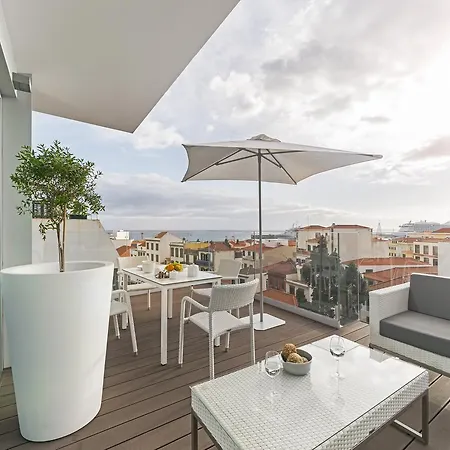 Faa 31 De Janeiro By An Island Funchal (Madeira)