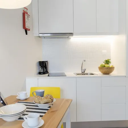 Faa 31 De Janeiro By An Island *