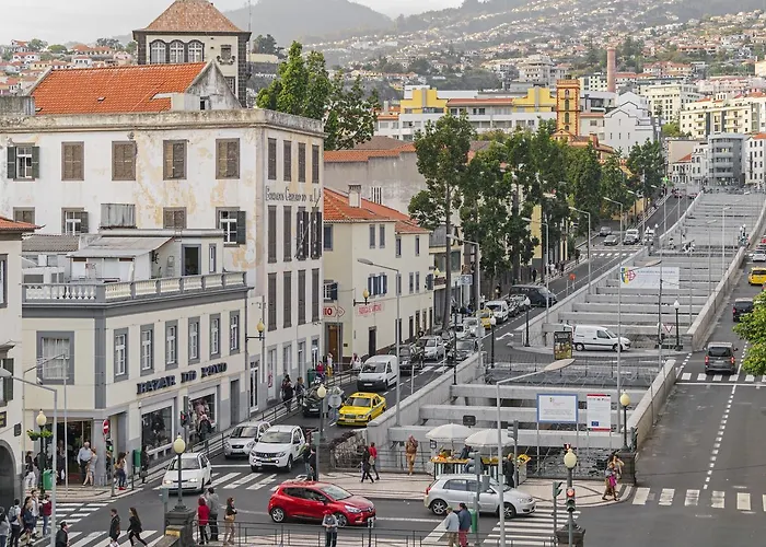 Faa 31 De Janeiro By An Island * Funchal (Madeira)