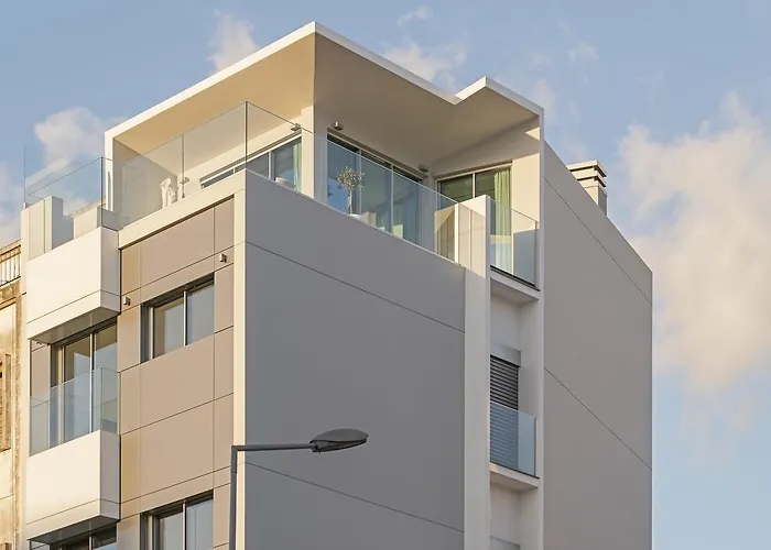 Faa 31 De Janeiro By An Island * Funchal (Madeira)